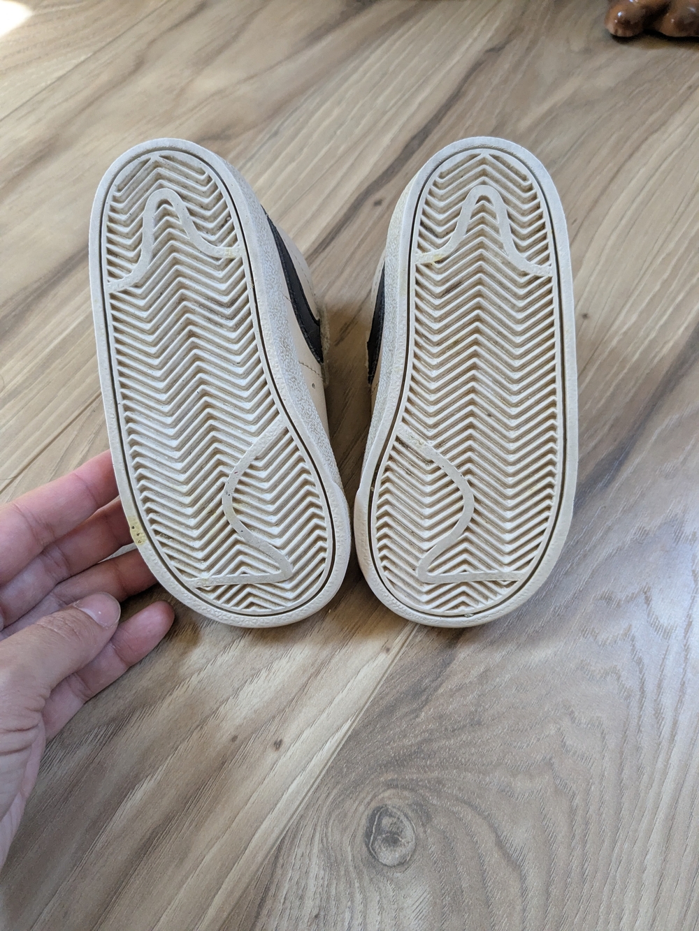 Nike Kids High-Top Sneakers - Picture 5 of 6